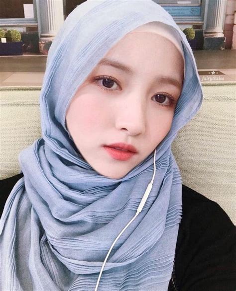 Though in some cases, sexy outfits like short skirts, tight shorts and cut-out tops clearly maximize the alluring aura of <b>Kpop</b> <b>idols</b>, some of them were said. . Hijab kpop idol sabrina